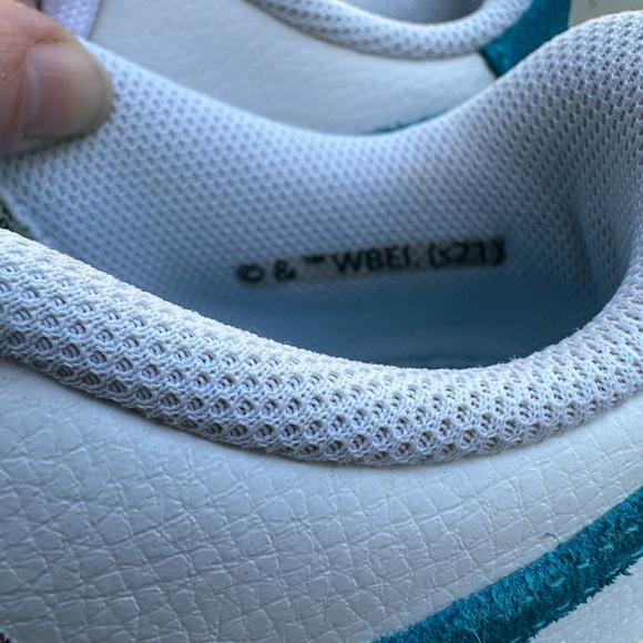 Nike Air Force 1 (GS) X Space Jam Lola Bunny - Picture 7 of 10